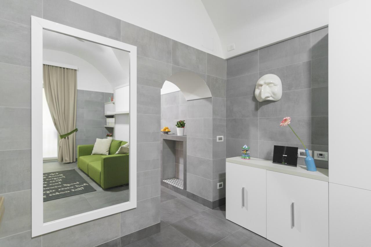 Relais Nevel ai Decumani Apartment Napoli Bagian luar foto